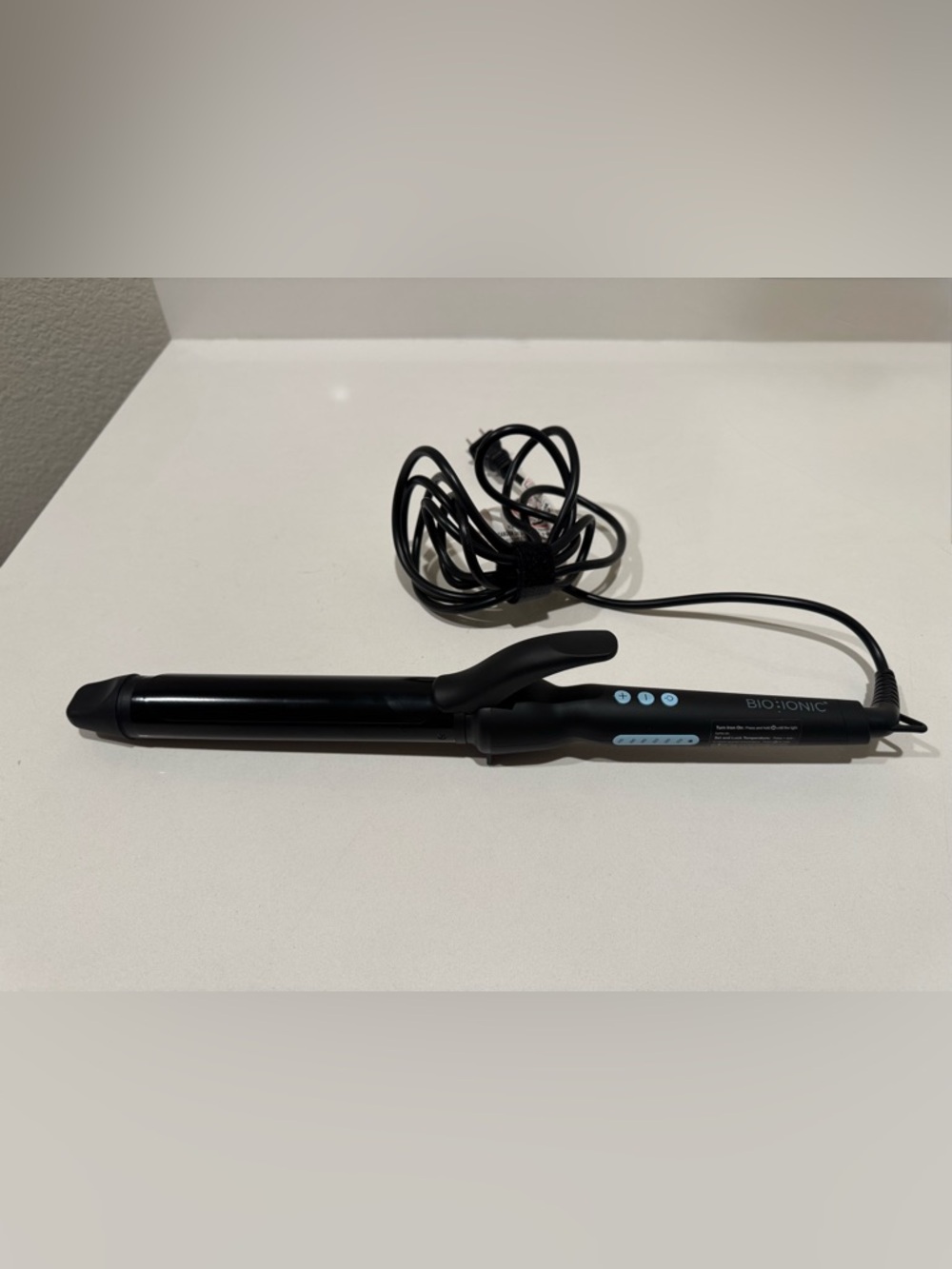 Bio Ionic Long Barrel Curling Iron 1.25